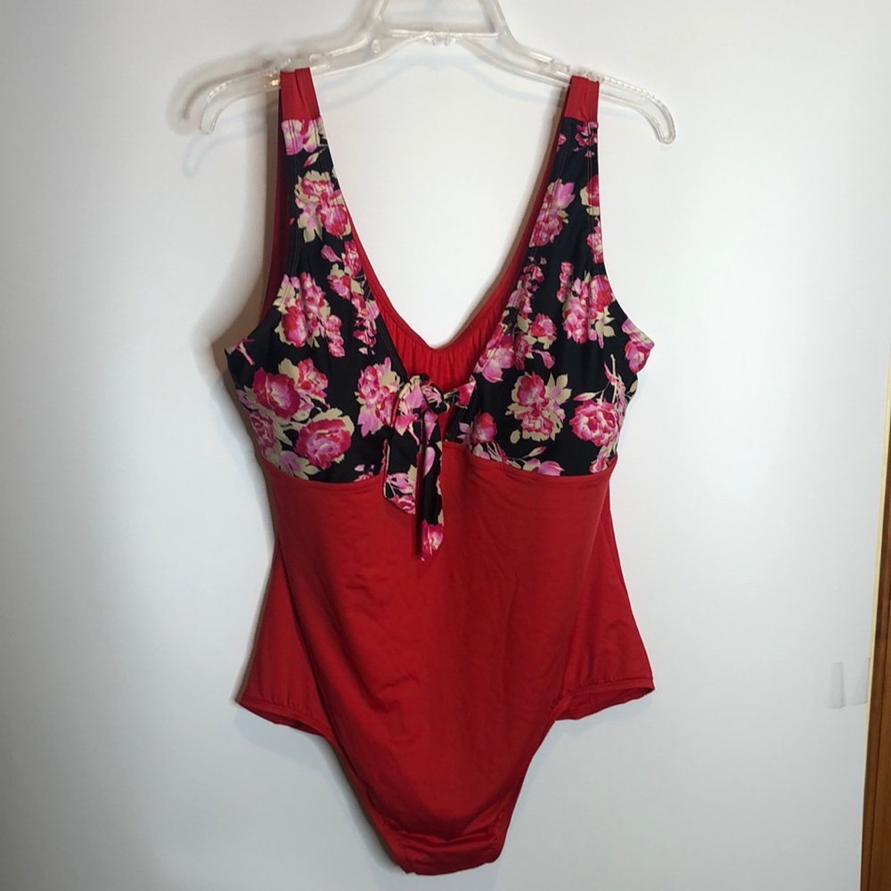 NWT Bleu Ice Womens Red Floral Rose Tie Front One Piece Swimsuit 24 PLUS SIZE